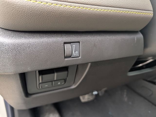 New 2026 Chevrolet Colorado ZR2 w/ Technology Package image 17