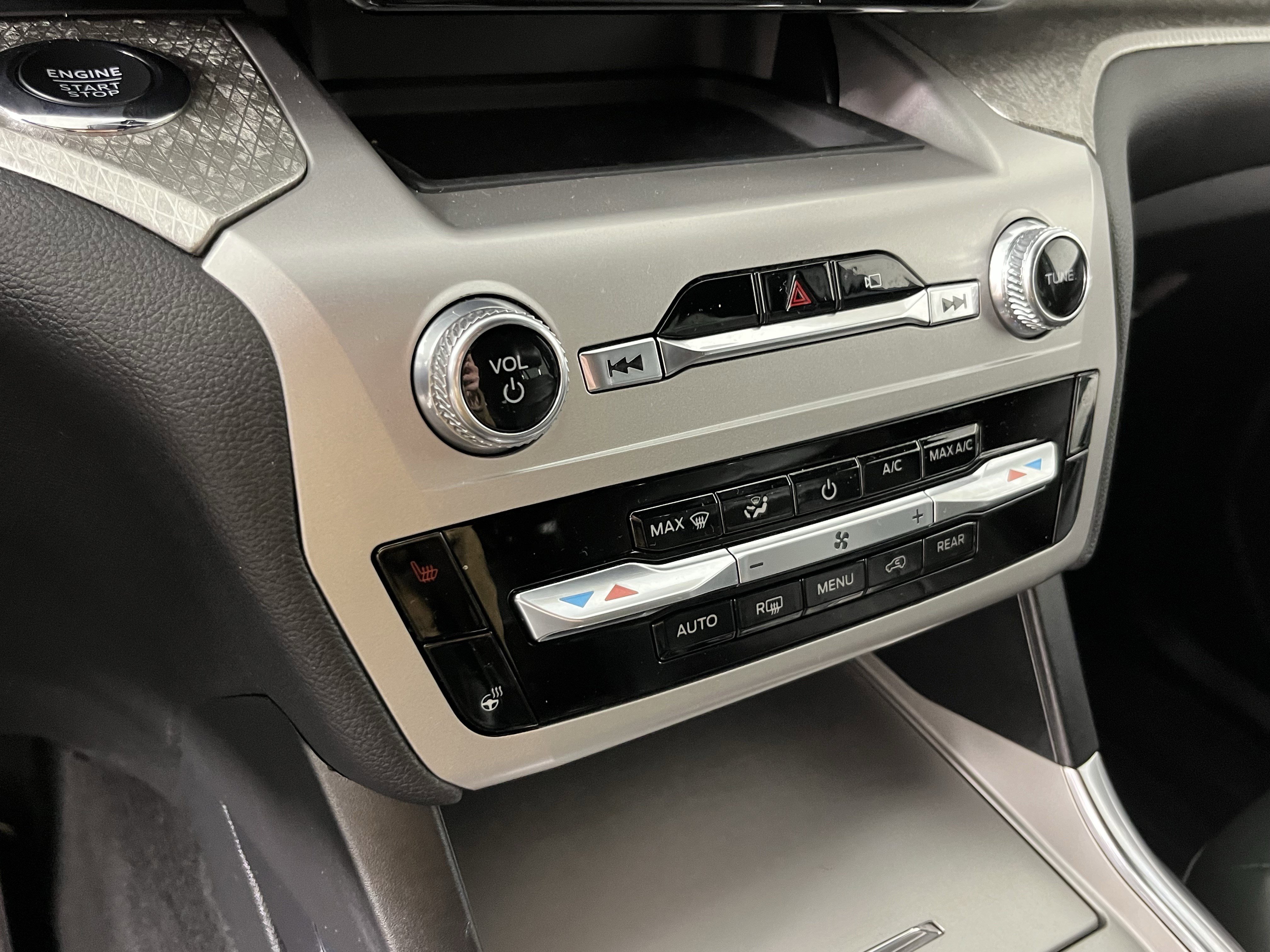 Used 2022 Ford Explorer Timberline image 17