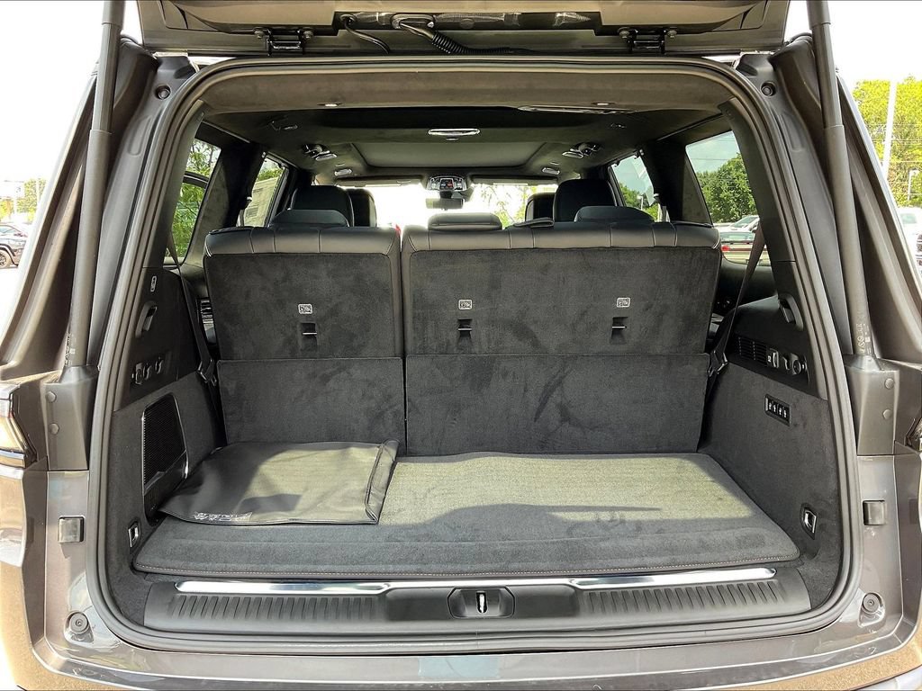 New 2026 Jeep Grand Wagoneer Summit AWD/4WD image 6