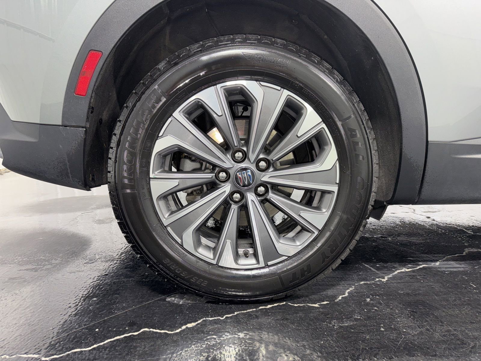 Used 2024 Buick Envision Preferred AWD/4WD image 8