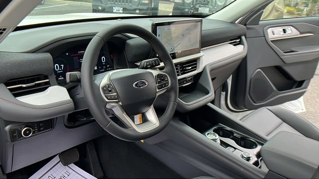 New 2026 Ford Explorer Active w/ Active Comfort Package RWD image 14