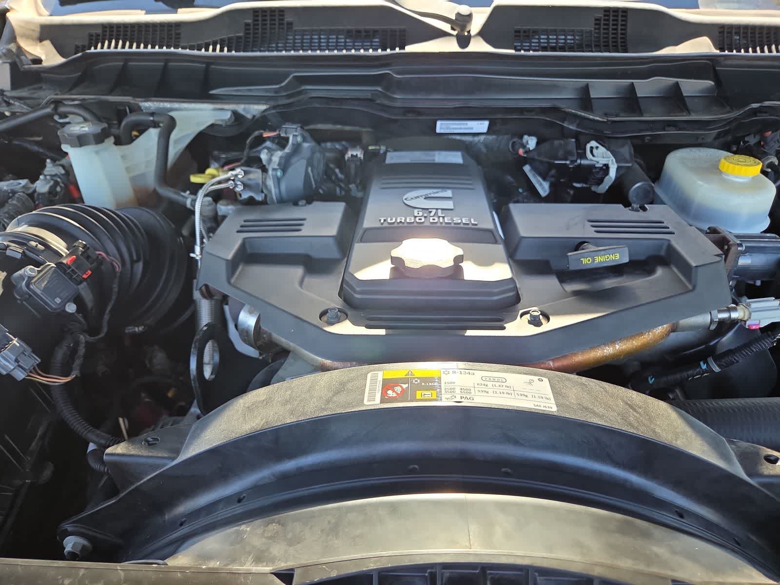 Used 2018 RAM 2500 ST AWD/4WD image 17