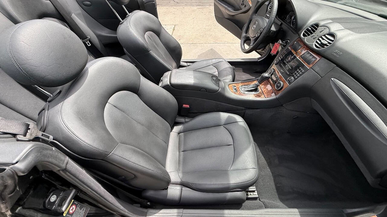 Used 2005 Mercedes-Benz CLK 500 Cabriolet image 44