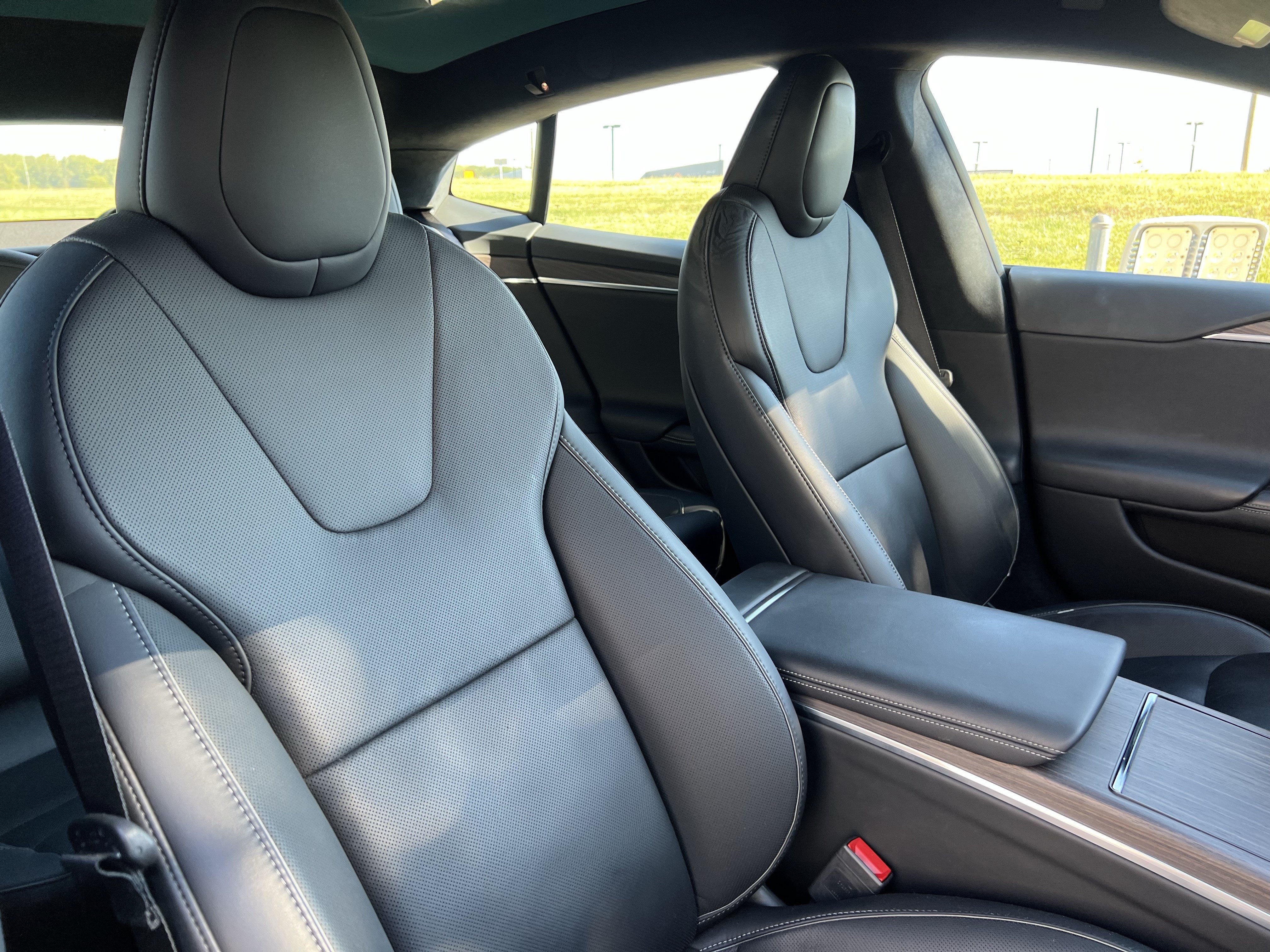 Used 2021 Tesla Model S Plaid AWD/4WD image 35