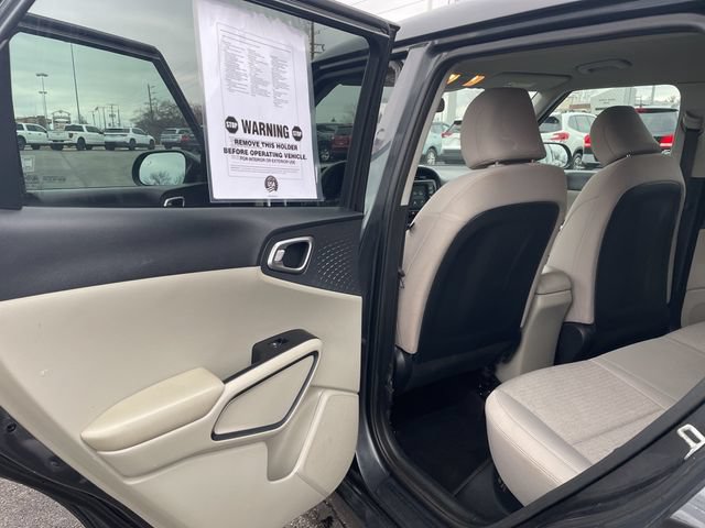 Used 2021 Kia Soul S FWD image 27