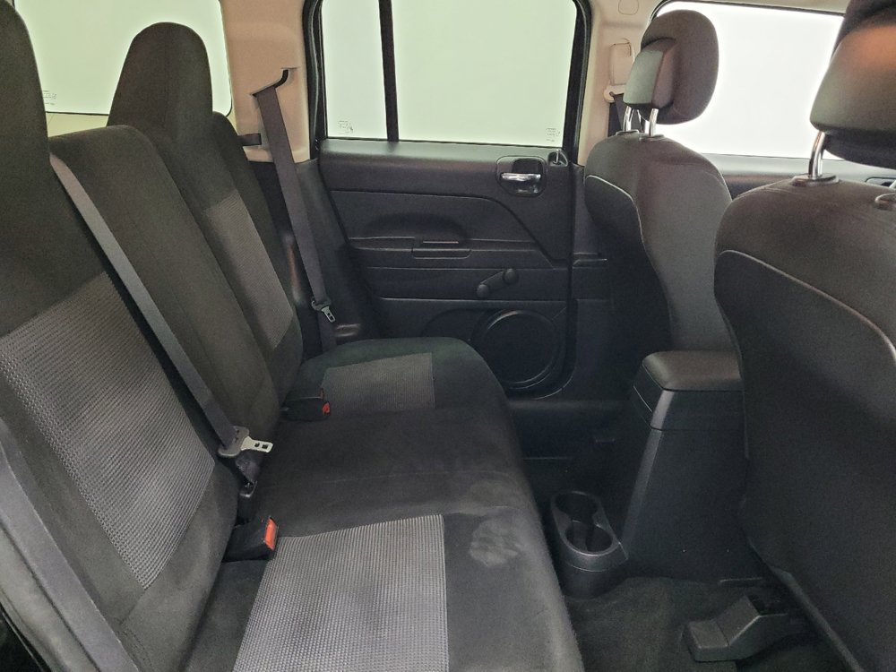 Used 2015 Jeep Patriot Sport FWD image 19