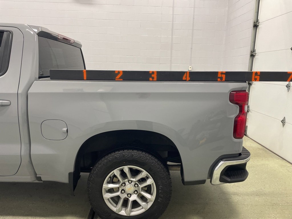 Used 2024 Chevrolet Silverado 1500 LT image 10