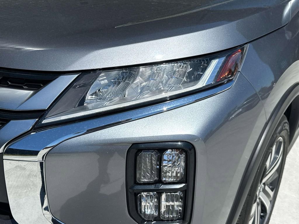 Used 2024 Mitsubishi Outlander Sport SE image 7