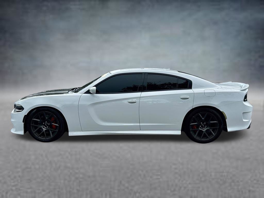 Used 2017 Dodge Charger R/T Scat Pack w/ Technology Group RWD image 8