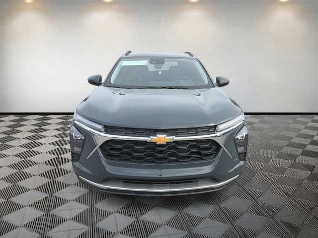 New 2026 Chevrolet Trax LT w/ Driver Confidence Package image 2