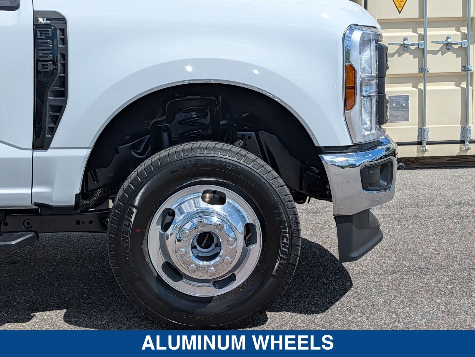 New 2027 Ford F350 XL w/ XL Chrome Package AWD/4WD image 13