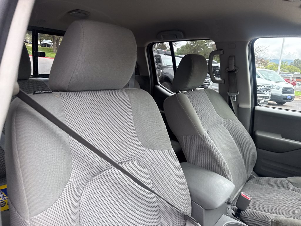 Used 2018 Nissan Frontier SV w/ Value Truck Package AWD/4WD image 29
