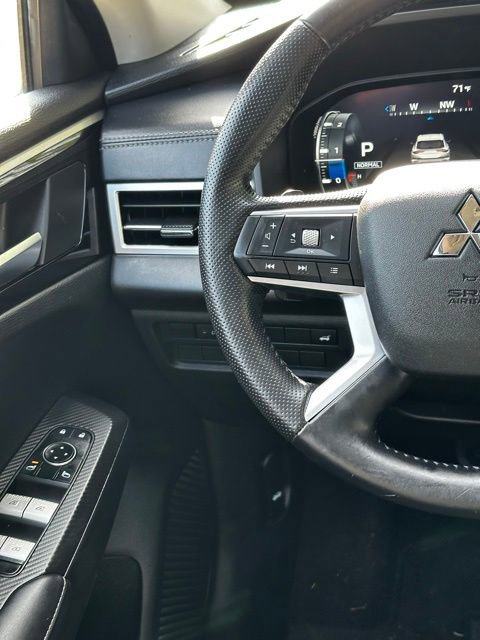 Used 2022 Mitsubishi Outlander SE AWD/4WD image 24