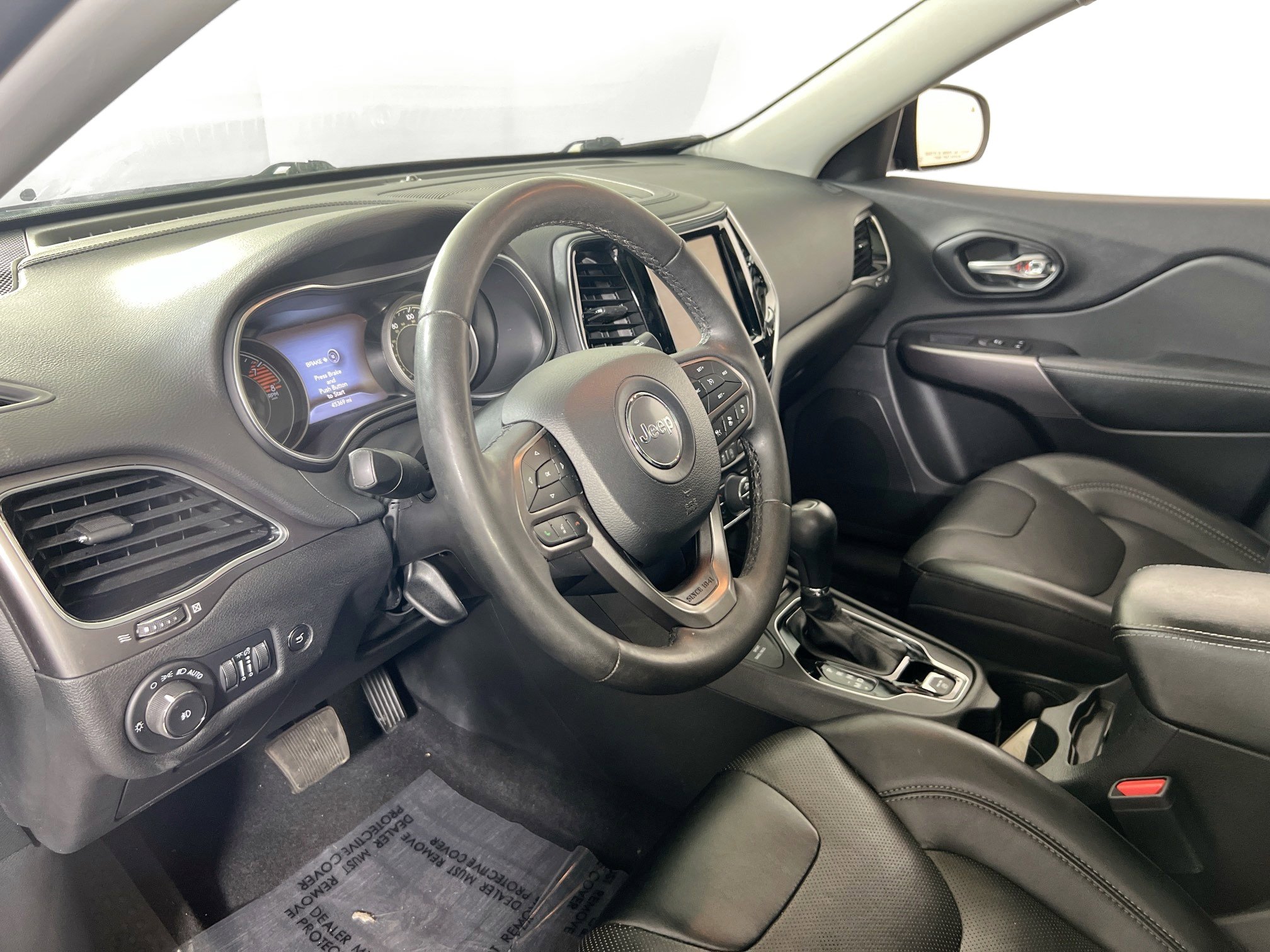 Used 2022 Jeep Cherokee Limited image 9