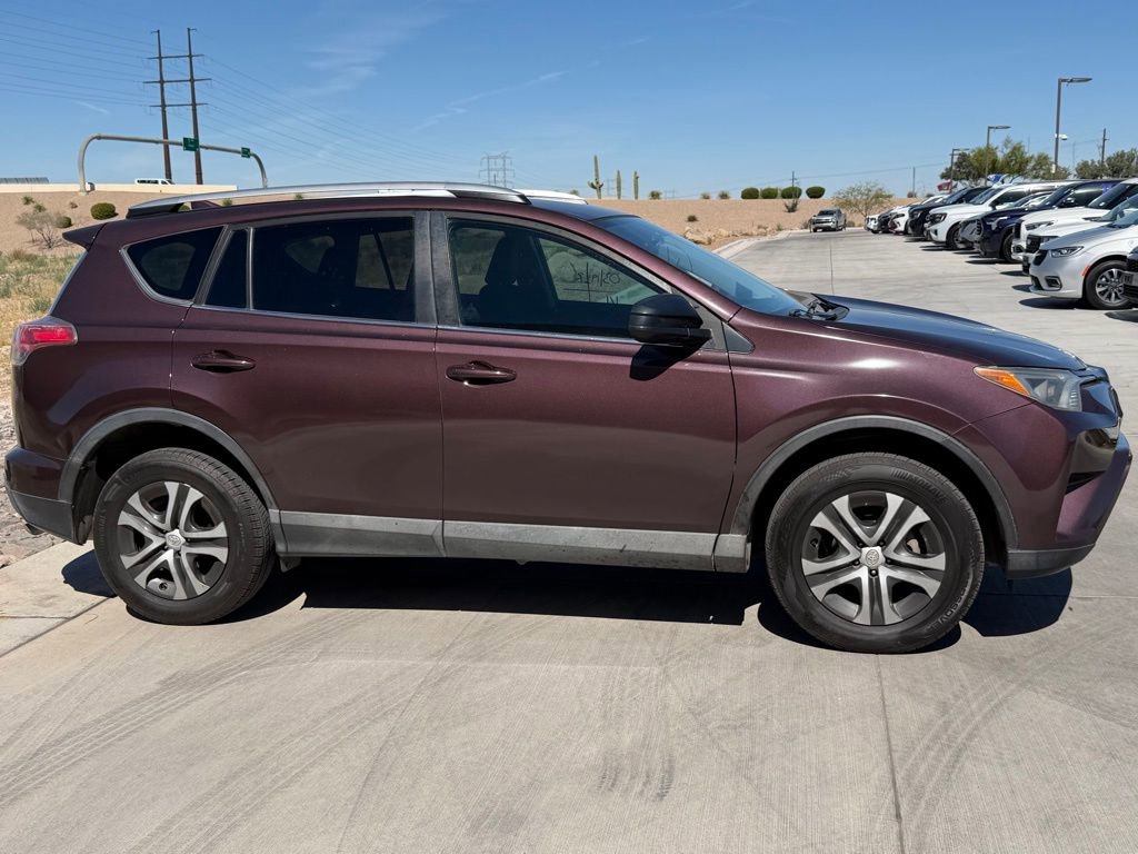 Used 2016 Toyota RAV4 LE FWD image 3
