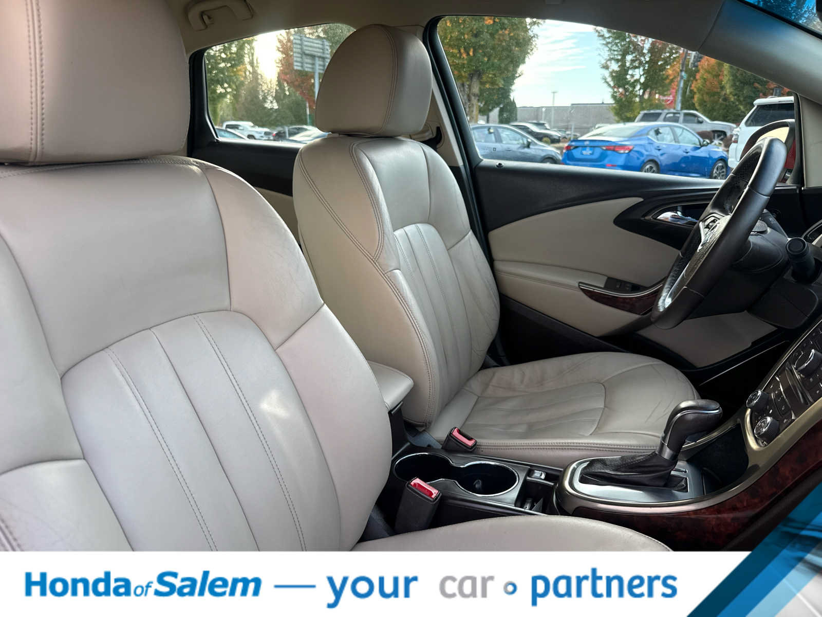 Used 2012 Buick Verano Leather FWD image 14
