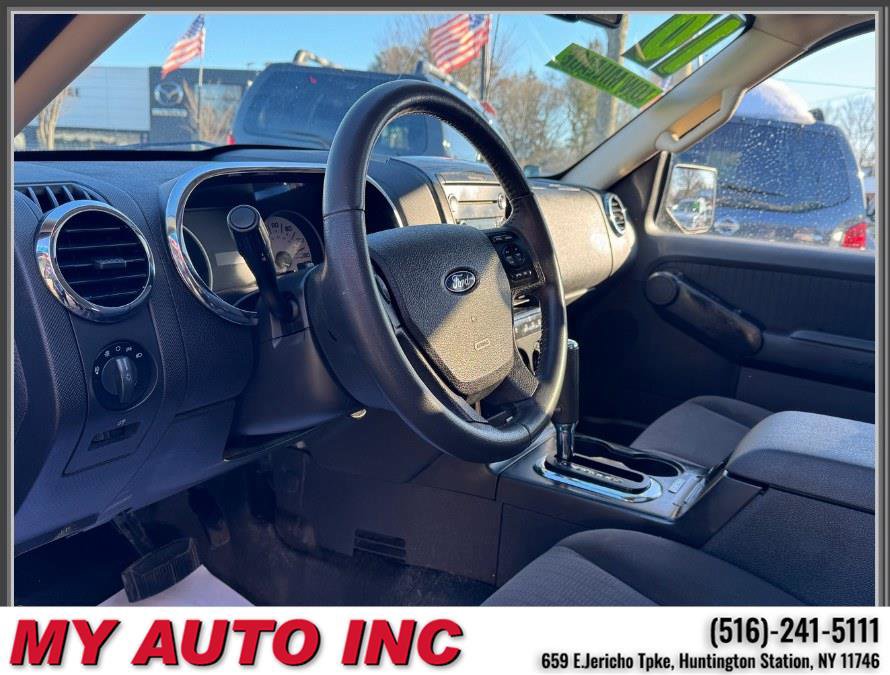 Used 2010 Ford Explorer Sport Trac XLT image 22