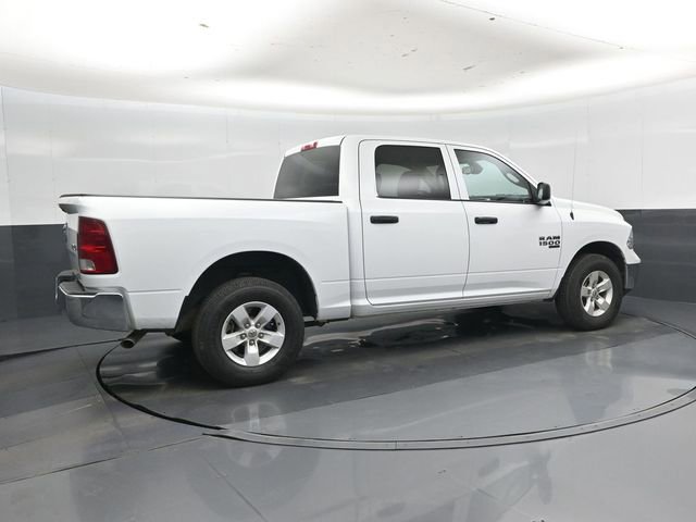 Used 2023 RAM 1500 Classic SLT w/ Electronics Group AWD/4WD image 3