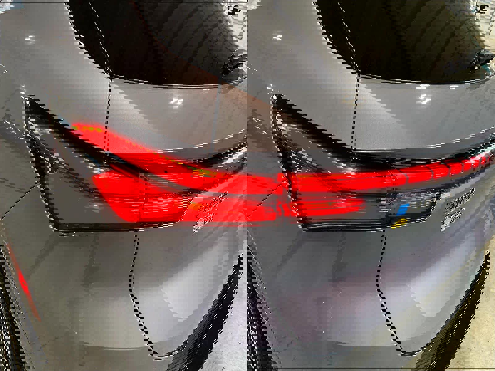 Used 2025 Chevrolet Equinox EV LT w/ Convenience Package image 32