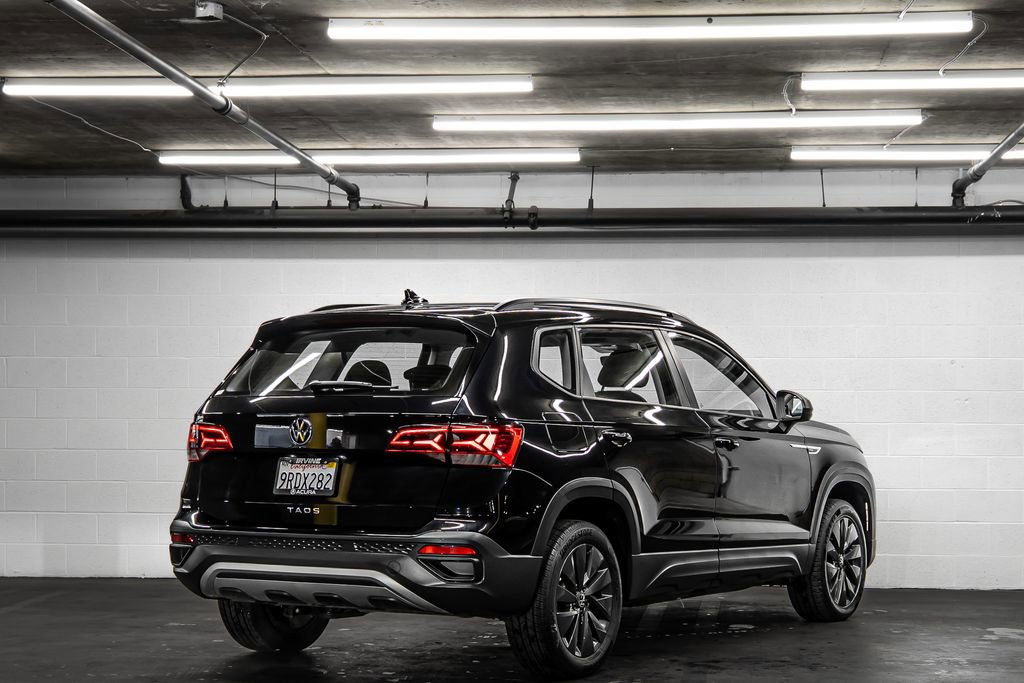 Used 2024 Volkswagen Taos S image 5