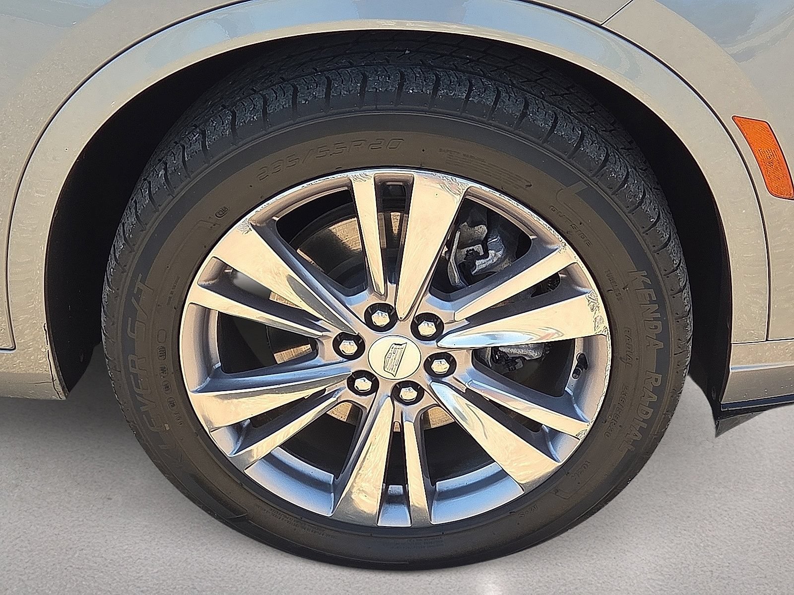 Used 2023 Cadillac XT6 Premium Luxury AWD/4WD image 11