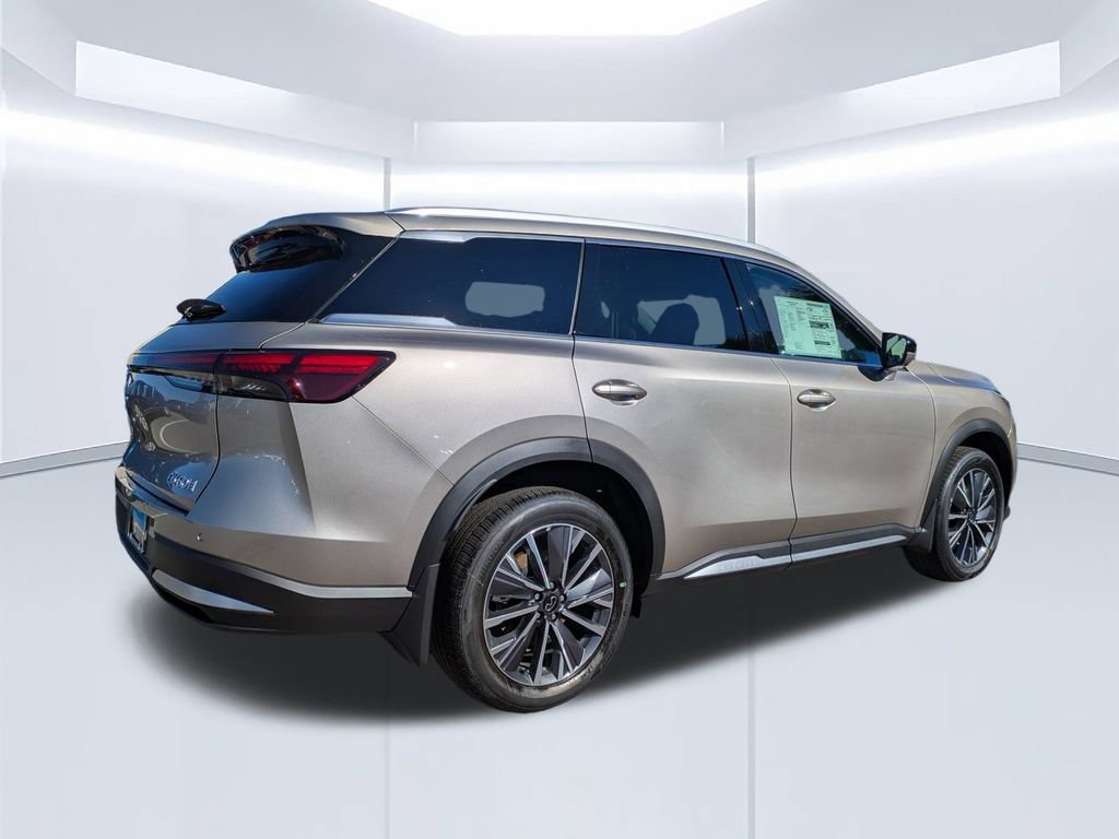 New 2026 INFINITI QX60 Luxe w/ Family Package AWD/4WD image 4