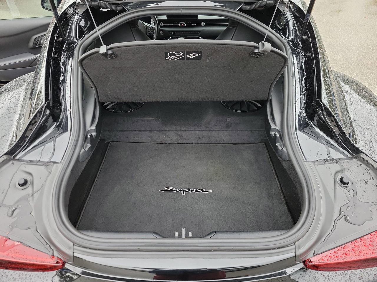 Used 2023 Toyota Supra w/ Safety & Technology Package image 31