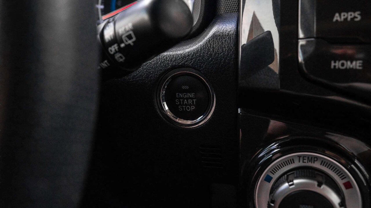 Used 2019 Toyota 4Runner Limited image 15