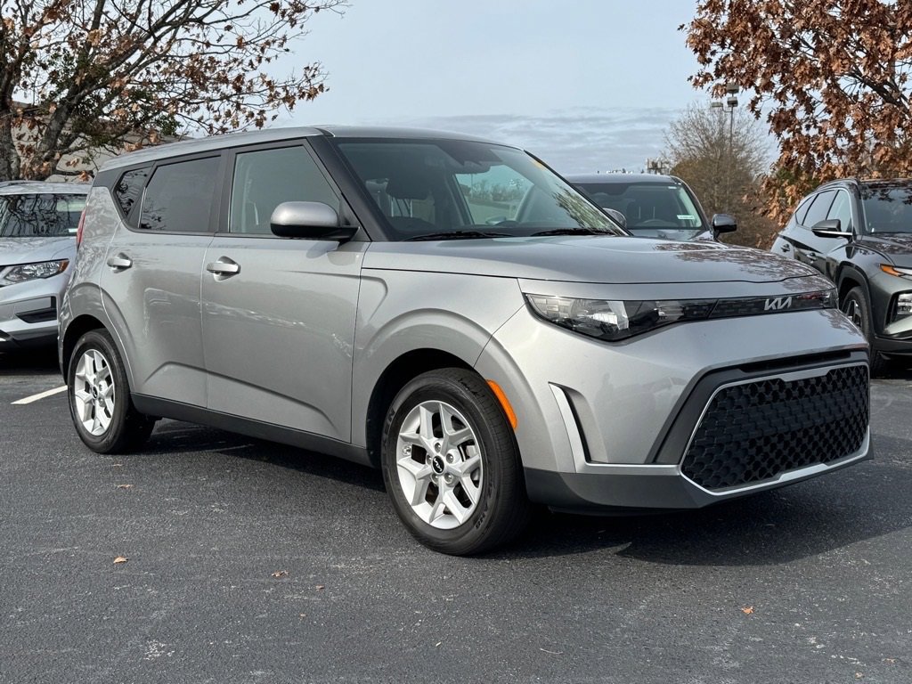Certified 2023 Kia Soul LX w/ Option Group 015