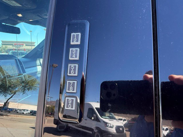 Certified 2022 Ford F350 Lariat w/ Lariat Ultimate Package AWD/4WD image 10