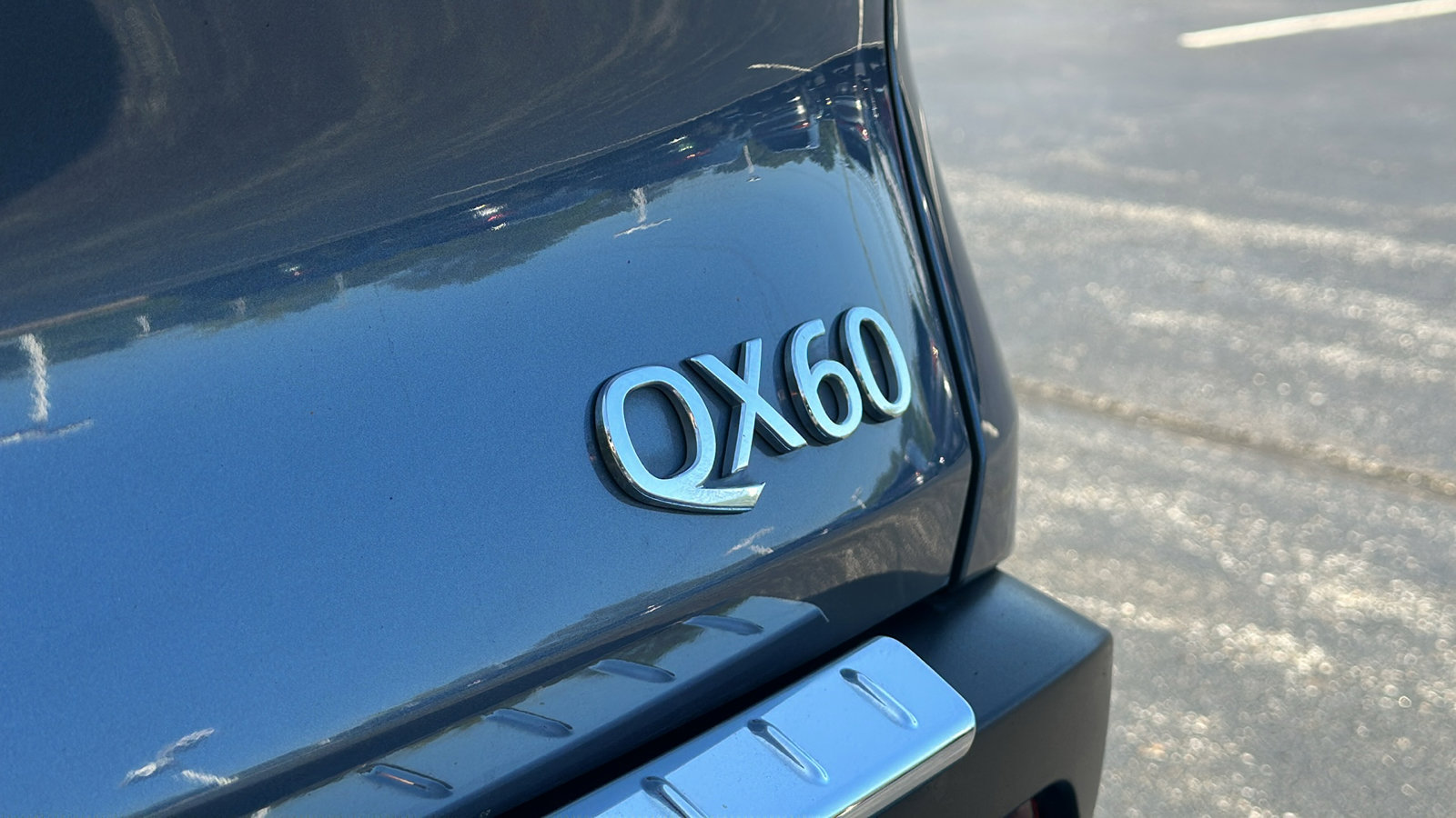 Certified 2022 INFINITI QX60 Sensory w/ Cargo Package AWD/4WD image 9