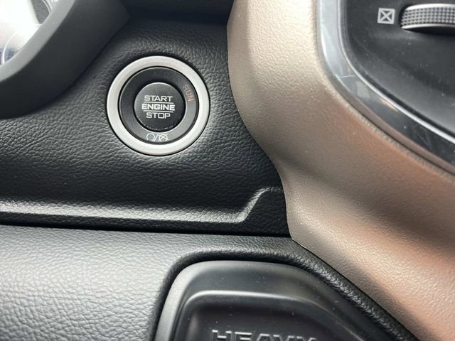 Used 2019 RAM 3500 Laramie AWD/4WD image 42