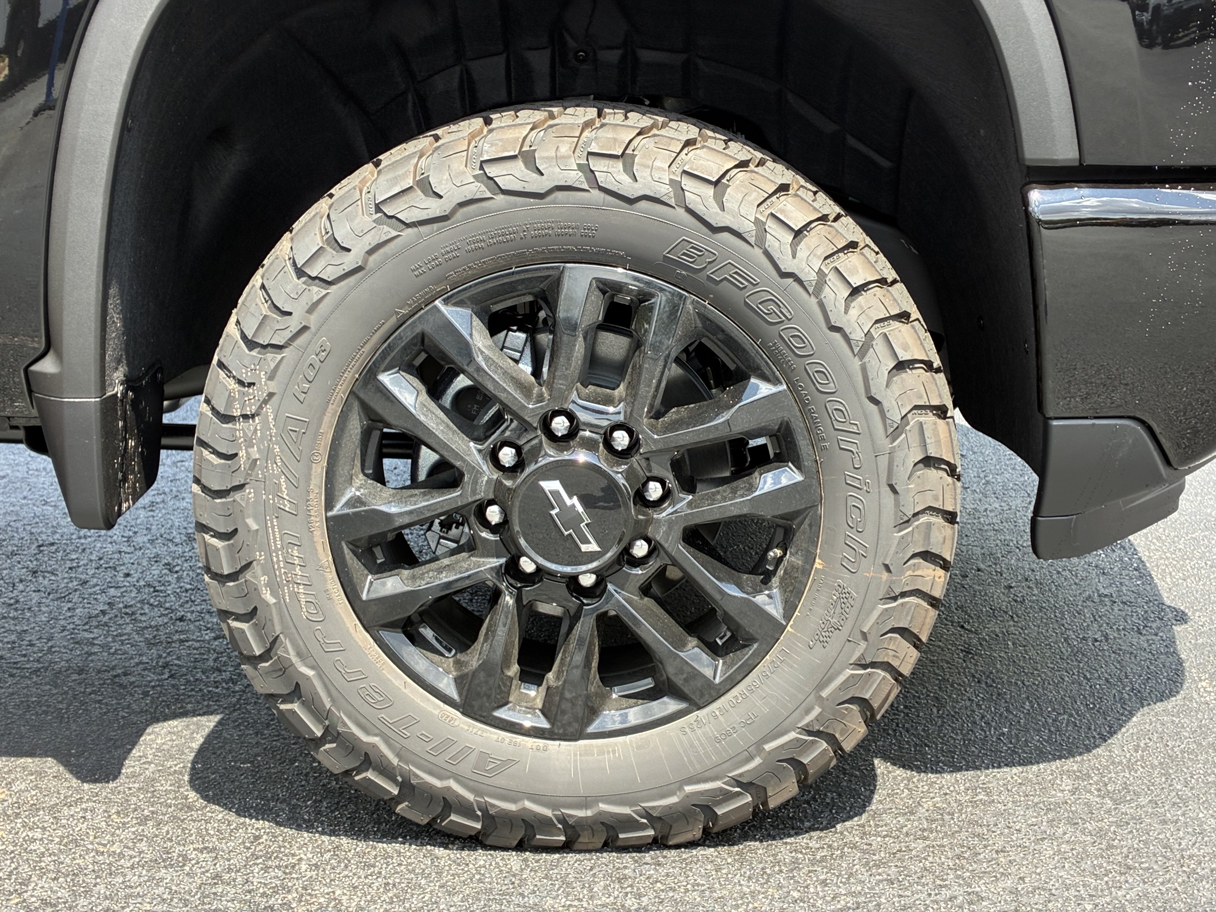 New 2026 Chevrolet Silverado 3500 LTZ w/ LTZ Plus Package AWD/4WD image 6