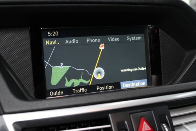 Used 2010 Mercedes-Benz E 550 Sedan w/ Premium 1 Pkg image 19