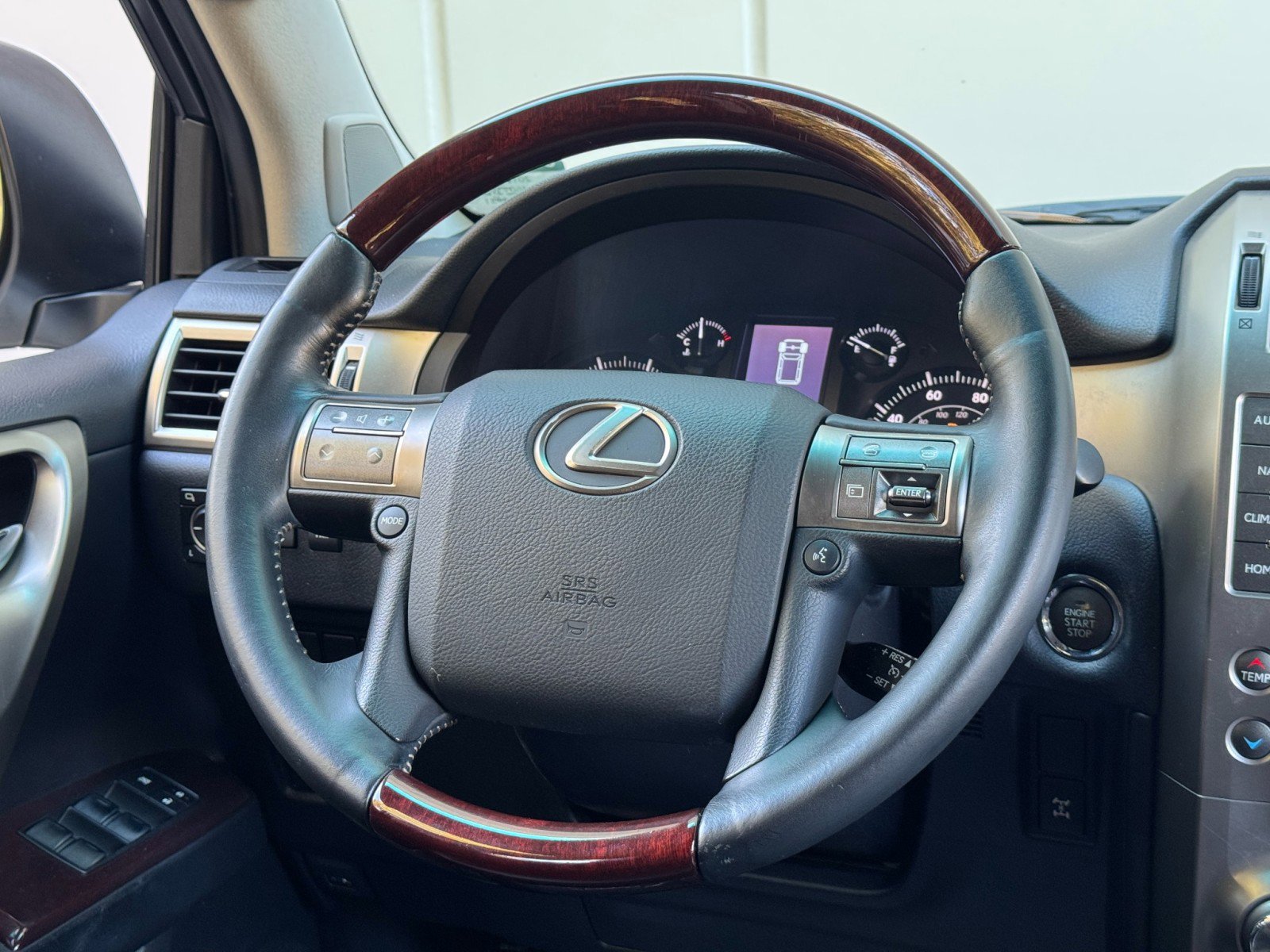 Used 2014 Lexus GX 460 image 20