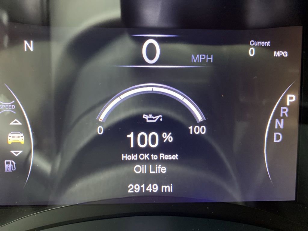 Used 2020 Jeep Grand Cherokee Altitude image 28