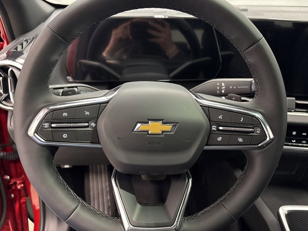 New 2026 Chevrolet Equinox LT w/ Convenience Package II FWD image 18