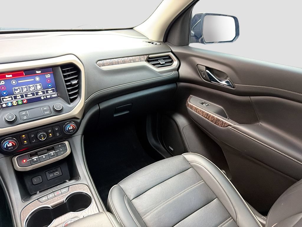 Used 2022 GMC Acadia Denali w/ Black Diamond Edition AWD/4WD image 25