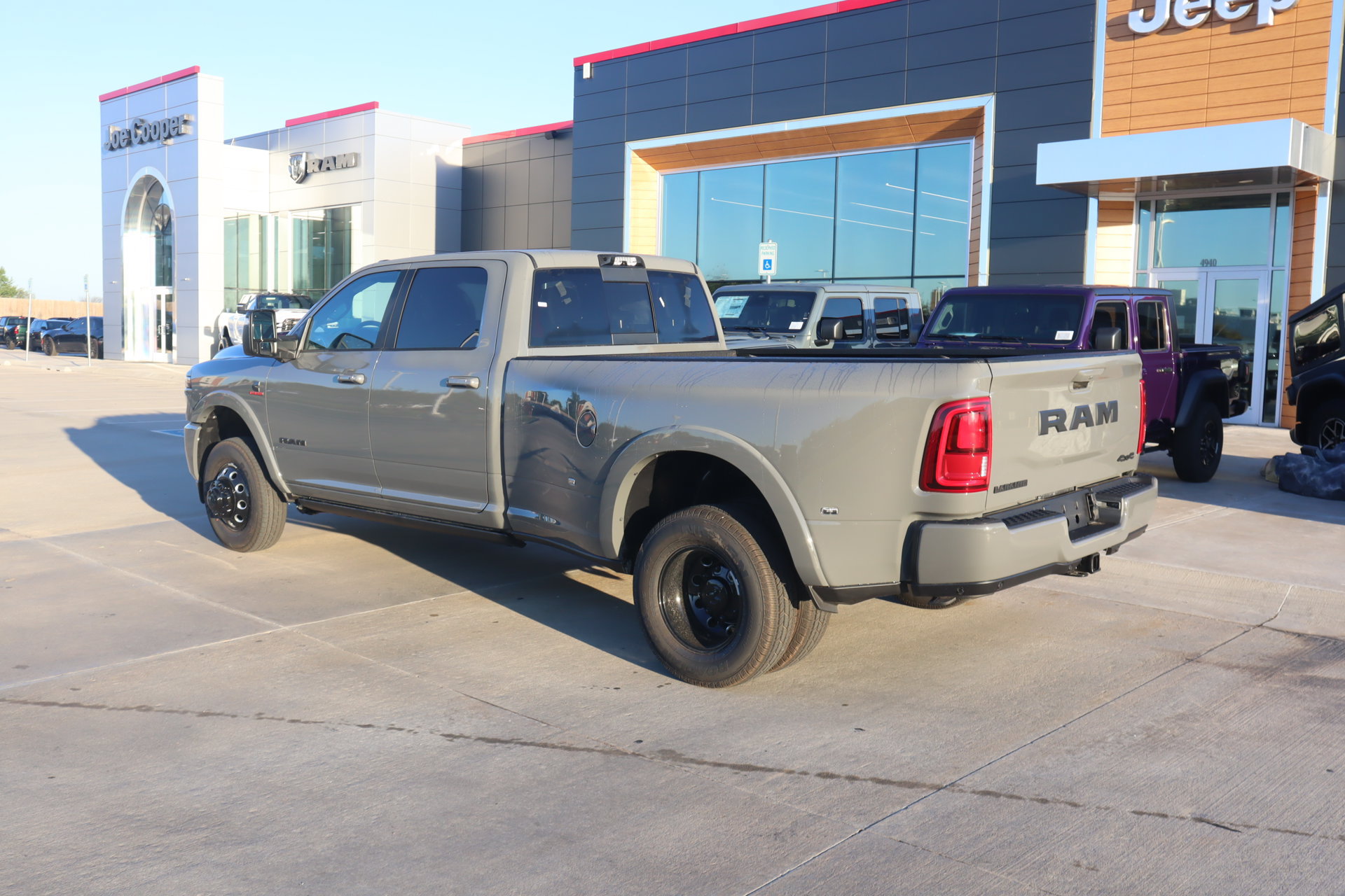 New 2027 RAM 3500 Laramie AWD/4WD image 25