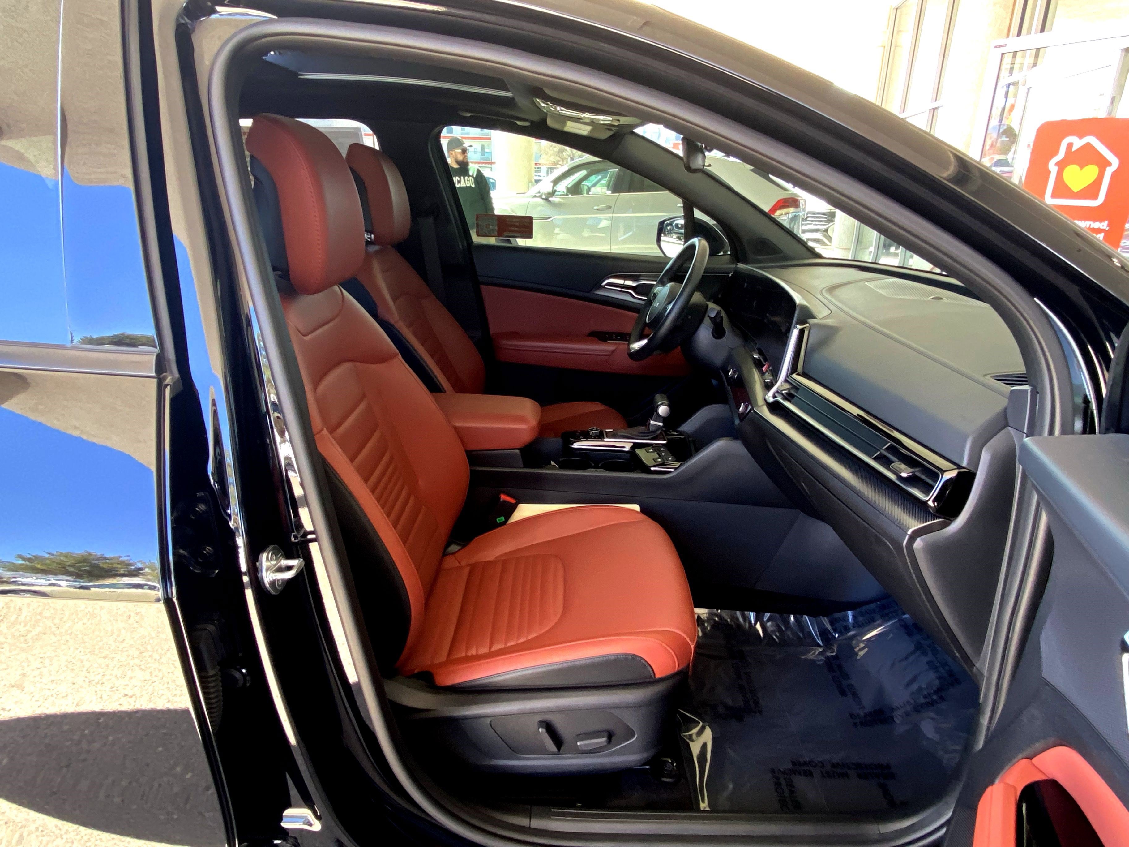 Used 2024 Kia Sportage SX image 42