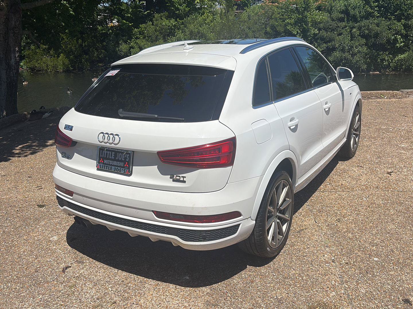Used 2018 Audi Q3 2.0T Premium Plus w/ Premium Plus Package AWD/4WD image 5