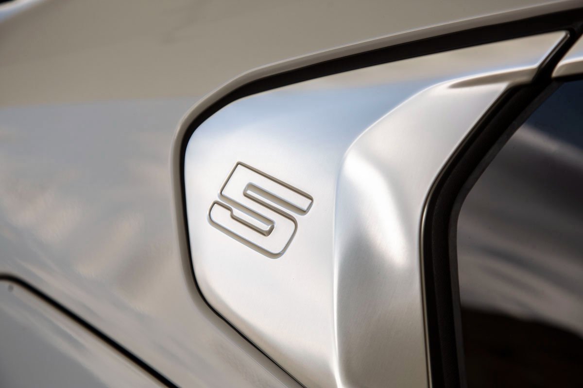 Used 2025 BMW 530i xDrive 530i xDrive w/ Premium Package image 32