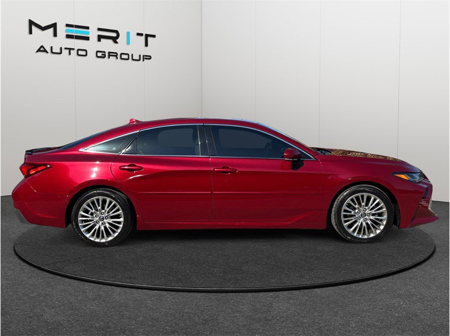 Used 2019 Toyota Avalon Limited w/ Advanced Safety Package FWD image 9