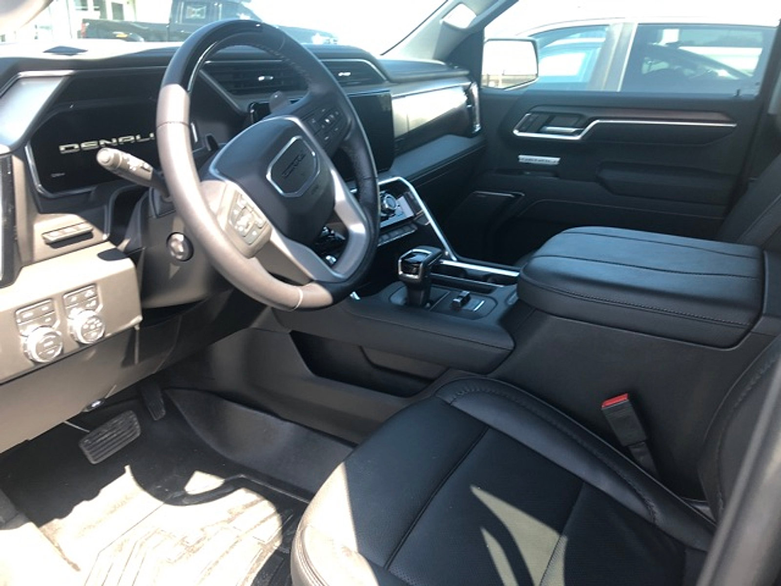 Used 2026 GMC Sierra 1500 Denali w/ Technology Package image 9