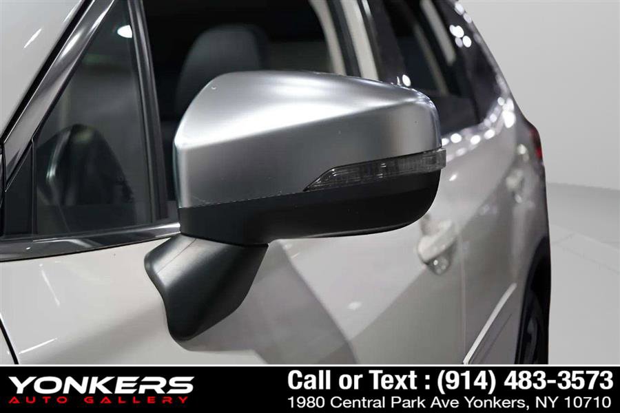 Used 2022 Subaru Forester Touring AWD/4WD image 55