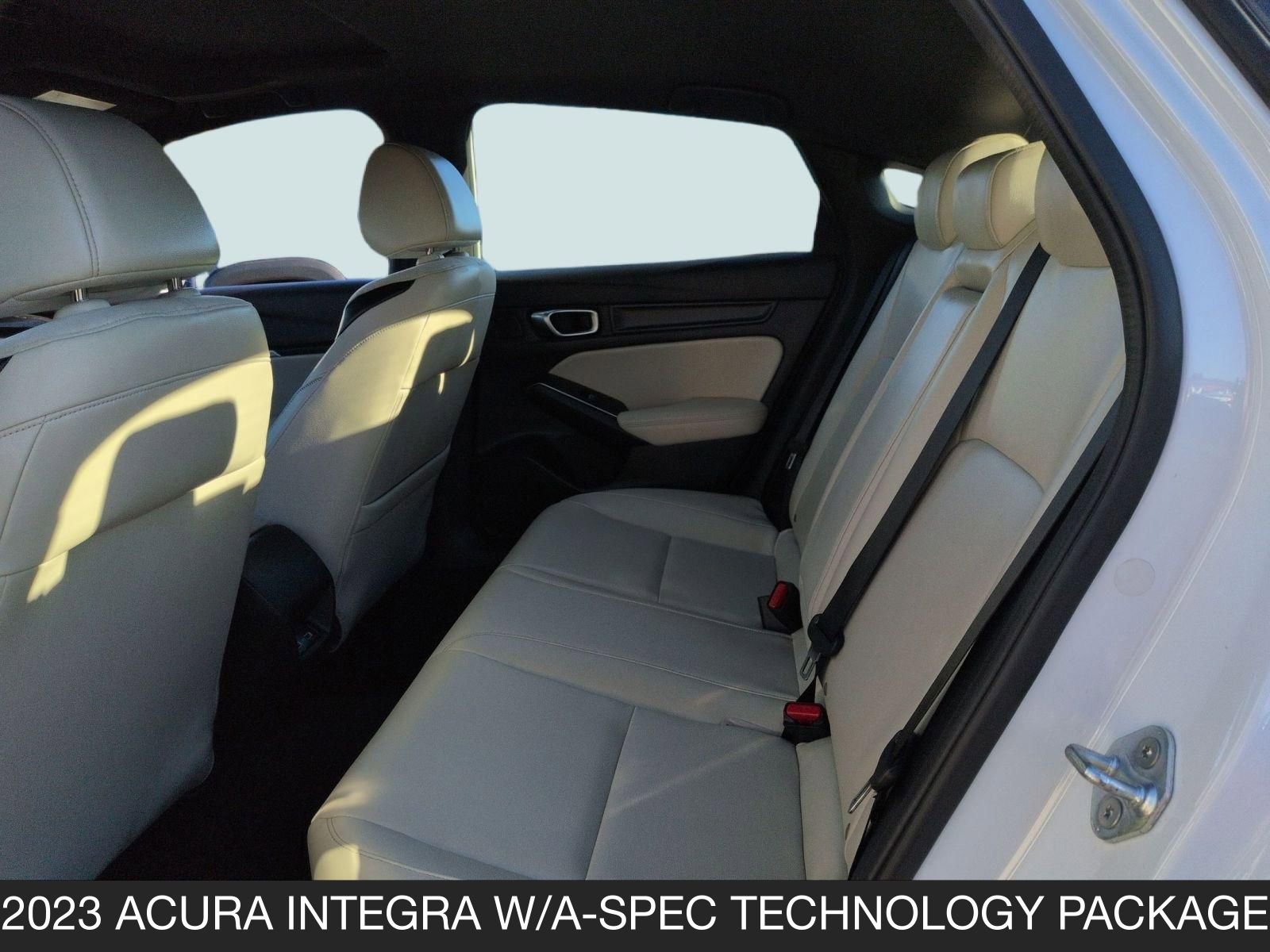 Used 2023 Acura Integra A-Spec image 16