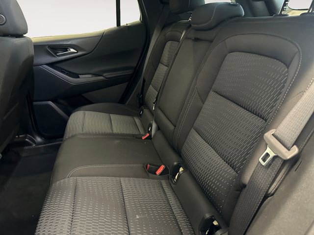 Used 2025 Chevrolet Equinox LT AWD/4WD image 13