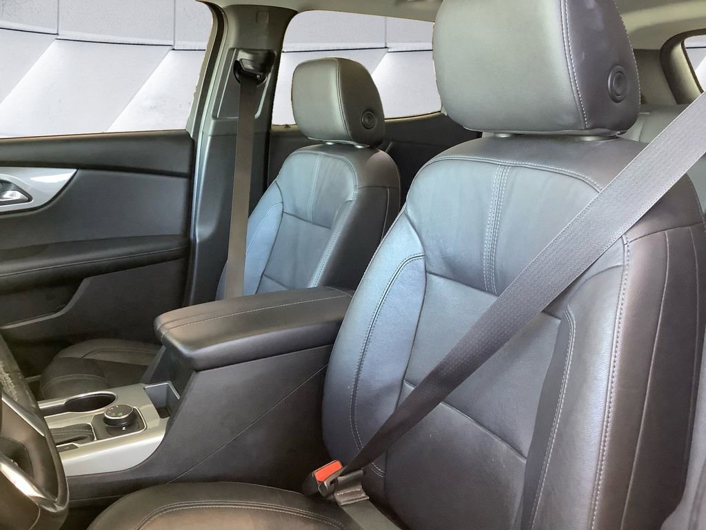 Used 2019 Chevrolet Blazer LT w/ Sun and Wheels Package image 8