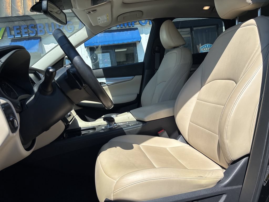Used 2019 INFINITI QX50 Luxe w/ Navigation Package AWD/4WD image 9