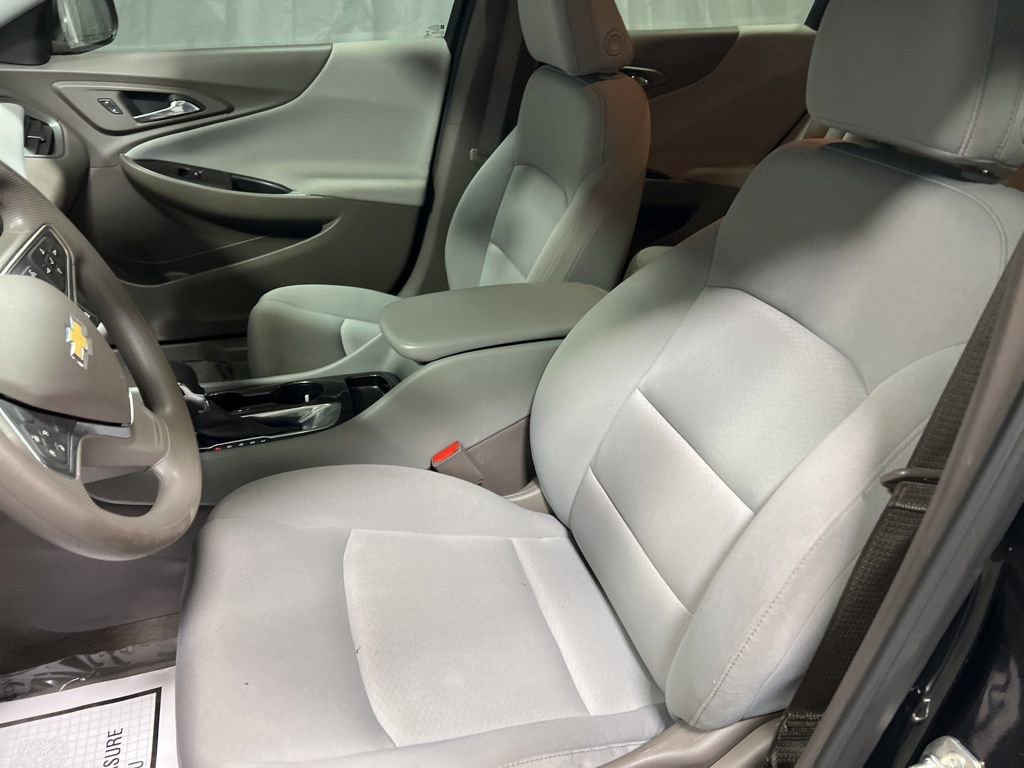 Used 2022 Chevrolet Malibu LS image 19